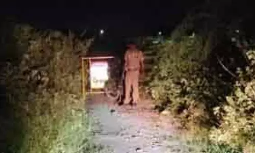 कोवई सामूहिक बलात्कार: 3 आरोपियों को 19 नवंबर तक रिमांड पर भेजा गया कोवई सामूहिक बलात्कार: 3 आरोपियों को 19 नवंबर तक रिमांड पर भेजा गया