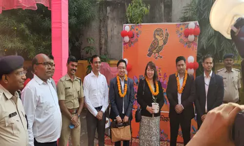 7 देशों के 16 प्रतिनिधियों ने बिहार में चुनाव आयोग द्वारा की गई मतदान व्यवस्था देखी