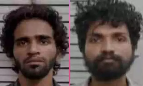 Kerala : बुजुर्ग महिला का सोने का हार तोड़ने वालों को गिरफ्तार कर लिया Kerala : बुजुर्ग महिला का सोने का हार तोड़ने वालों को गिरफ्तार कर लिया