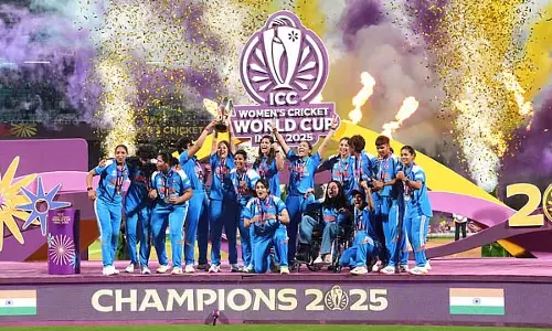World Cup जीतने पर भारतीय टीम को टाटा सिएरा कार गिफ्ट में मिली World Cup जीतने पर भारतीय टीम को टाटा सिएरा कार गिफ्ट में मिली
