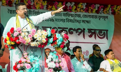 KMC पर गंभीर आरोप, नेता प्रतिपक्ष ने कहा– संदिग्धों को नियमों से छूट दी गई KMC पर गंभीर आरोप, नेता प्रतिपक्ष ने कहा– संदिग्धों को नियमों से छूट दी गई