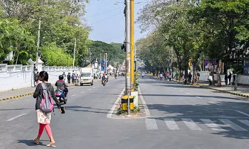 शहर में दो फ्लाईओवर: सांसद यदुवीर ने विरोध किया शहर में दो फ्लाईओवर: सांसद यदुवीर ने विरोध किया
