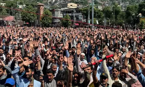 पाकिस्तान की Gen Z इस्लामाबाद के नियंत्रण के खिलाफ क्यों हो रही है? पाकिस्तान की Gen Z इस्लामाबाद के नियंत्रण के खिलाफ क्यों हो रही है?