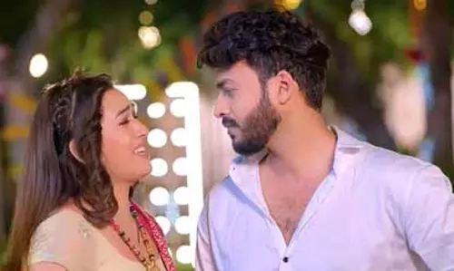 भोजपुरी गाना केहू से ने मचाई धूम, सपना चौहान और अविनाश आर्या की जोड़ी ने जीता दर्शकों का दिल भोजपुरी गाना केहू से ने मचाई धूम, सपना चौहान और अविनाश आर्या की जोड़ी ने जीता दर्शकों का दिल