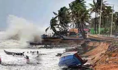 Philippines में तूफान ‘कलमेगी’ की तबाही, 140 की मौत, लाखों लोग बेघर