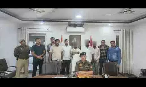 बैंक मैनेजर निकला जालसाज: Lucknow में 20 करोड़ रुपये के साइबर रैकेट का भंडाफोड़ बैंक मैनेजर निकला जालसाज: Lucknow में 20 करोड़ रुपये के साइबर रैकेट का भंडाफोड़