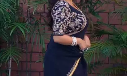 पवन सिंह और नीलम गिरी के गानों पर थिरकीं त्रिशा कर मधु