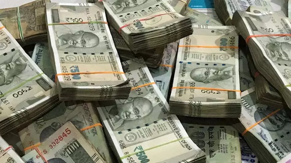 दान करने में मुकेश अंबानी पीछे, साल 2025 के बड़े दानवीर को जानिए दान करने में मुकेश अंबानी पीछे, साल 2025 के बड़े दानवीर को जानिए