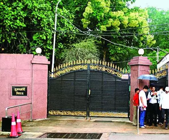 CM हाउस में फिर शुरू हो रहा जनदर्शन, 13 नवंबर से मुख्यमंत्री साय सुनेंगे जनता की समस्याएं CM हाउस में फिर शुरू हो रहा जनदर्शन, 13 नवंबर से मुख्यमंत्री साय सुनेंगे जनता की समस्याएं