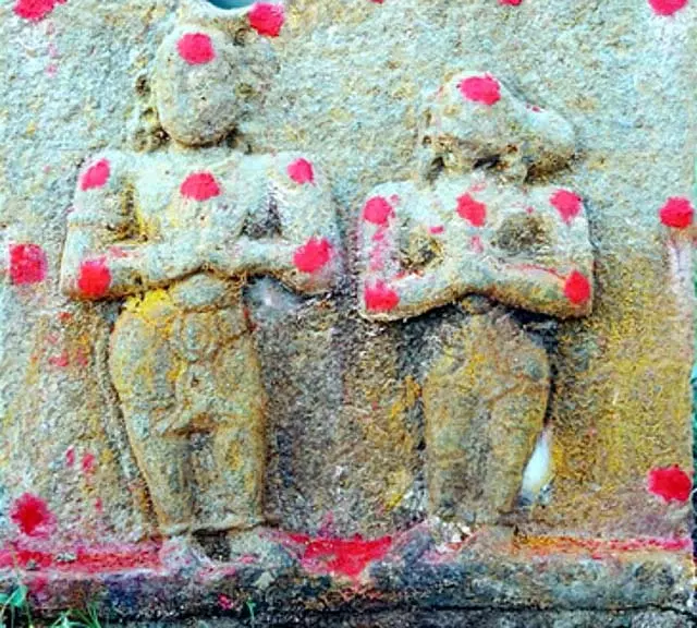 Kanchipuram में विजयनगर साम्राज्य की सतीकल मूर्ति मिली Kanchipuram में विजयनगर साम्राज्य की सतीकल मूर्ति मिली