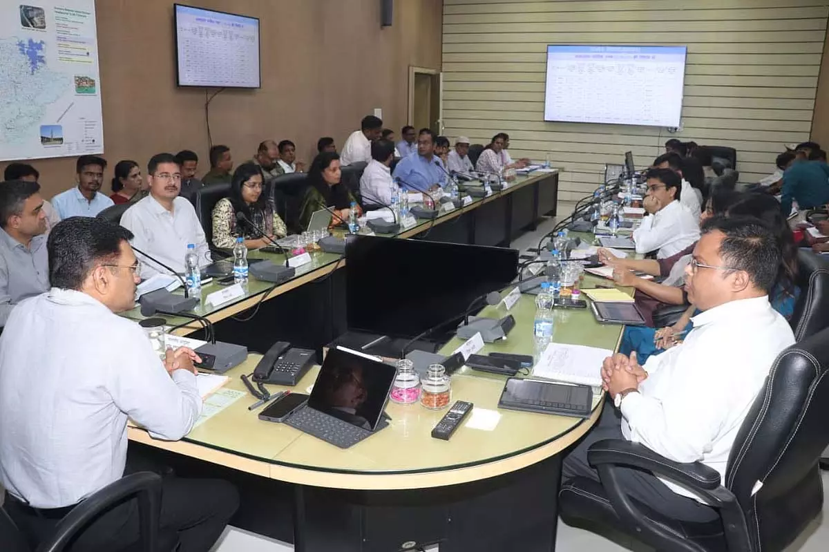 शिक्षा की क्वालिटी सुधारने के लिए एक्शन प्लान तैयार करे : डिविज़नल कमिश्नर शिक्षा की क्वालिटी सुधारने के लिए एक्शन प्लान तैयार करे : डिविज़नल कमिश्नर