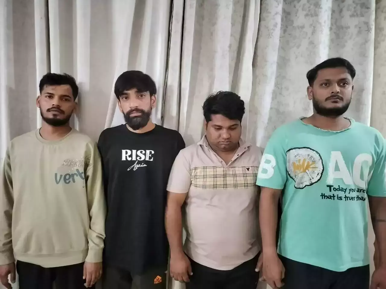 Faridabad: क्रेडिट कार्ड अपग्रेड के बहाने लाखों की ठगी, चार हिरासत में Faridabad: क्रेडिट कार्ड अपग्रेड के बहाने लाखों की ठगी, चार हिरासत में