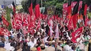 डीएमके और सहयोगी दल 11 नवंबर को एसआईआर के खिलाफ प्रदर्शन करेंगे डीएमके और सहयोगी दल 11 नवंबर को एसआईआर के खिलाफ प्रदर्शन करेंगे