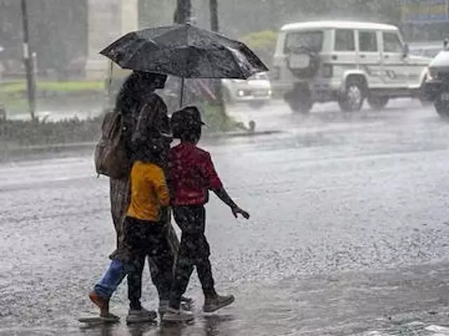 Tamil Nadu : आज 9 जिलों में भारी बारिश होगी Tamil Nadu : आज 9 जिलों में भारी बारिश होगी