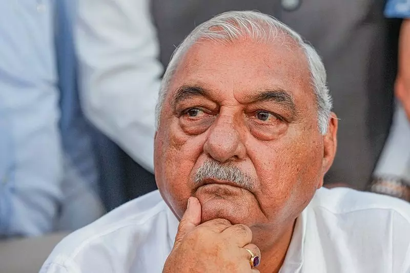 Haryana के पूर्व सीएम हुड्डा की मानेसर मामले की सुनवाई रोकने की याचिका खारिज Haryana के पूर्व सीएम हुड्डा की मानेसर मामले की सुनवाई रोकने की याचिका खारिज