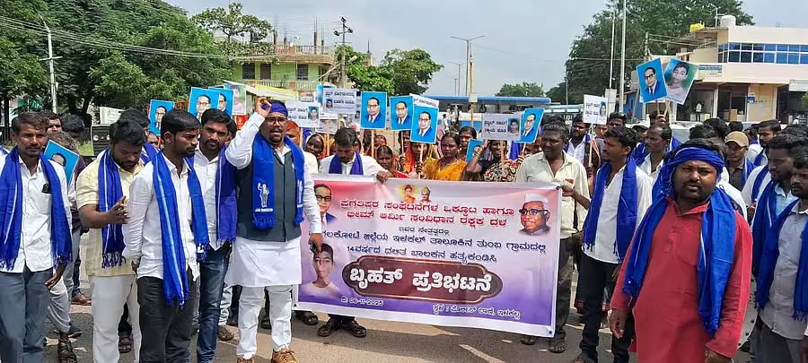 Puducherry ऑपरेशन शुरू होने के 10 दिन के अंदर ही इलेक्ट्रिक बस कर्मचारियों ने हड़ताल कर दी Puducherry ऑपरेशन शुरू होने के 10 दिन के अंदर ही इलेक्ट्रिक बस कर्मचारियों ने हड़ताल कर दी