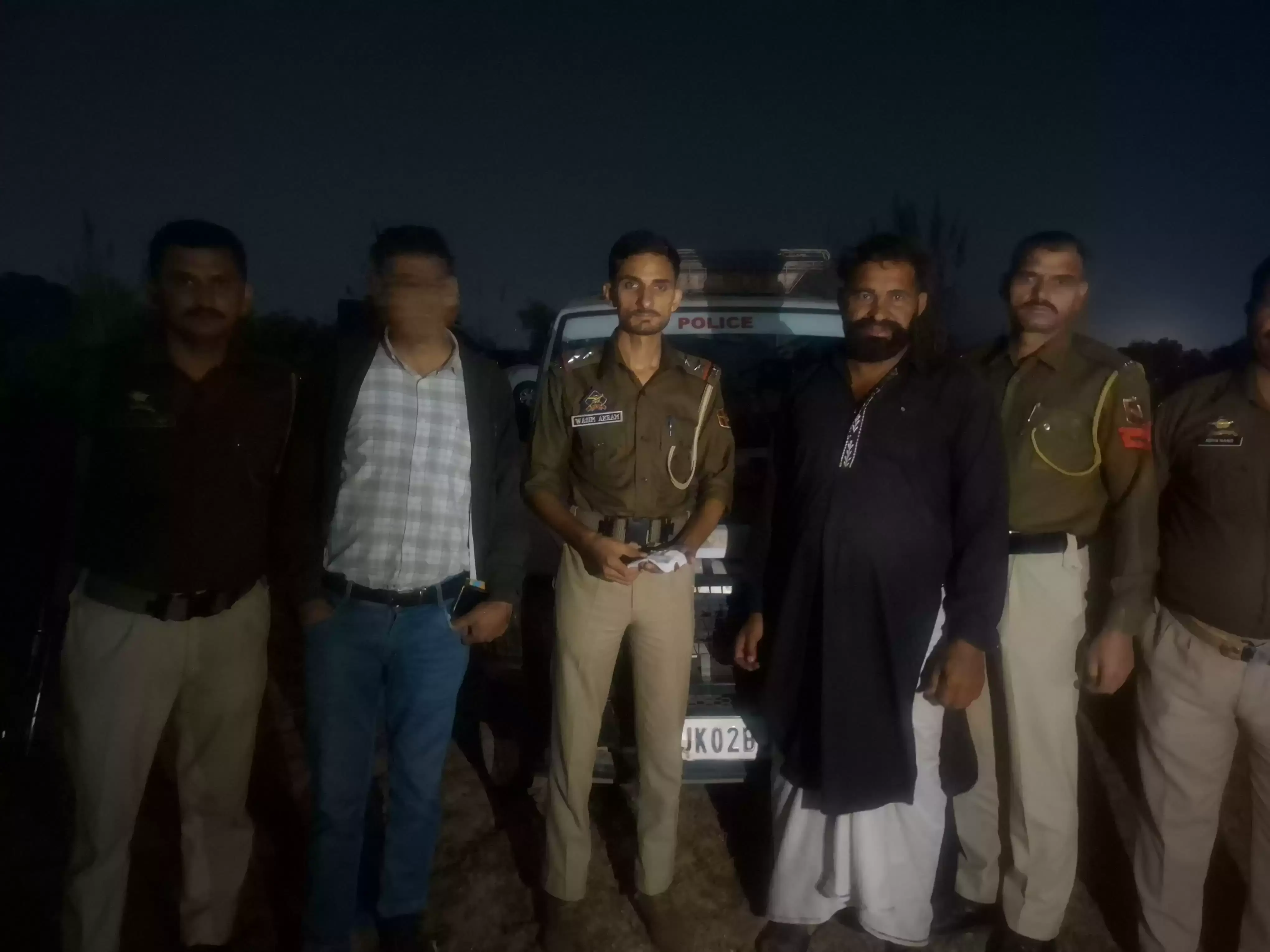 Kathua: नशा तस्करी में सक्रिय दीन मोहम्मद गिरफ्तार Kathua: नशा तस्करी में सक्रिय दीन मोहम्मद गिरफ्तार