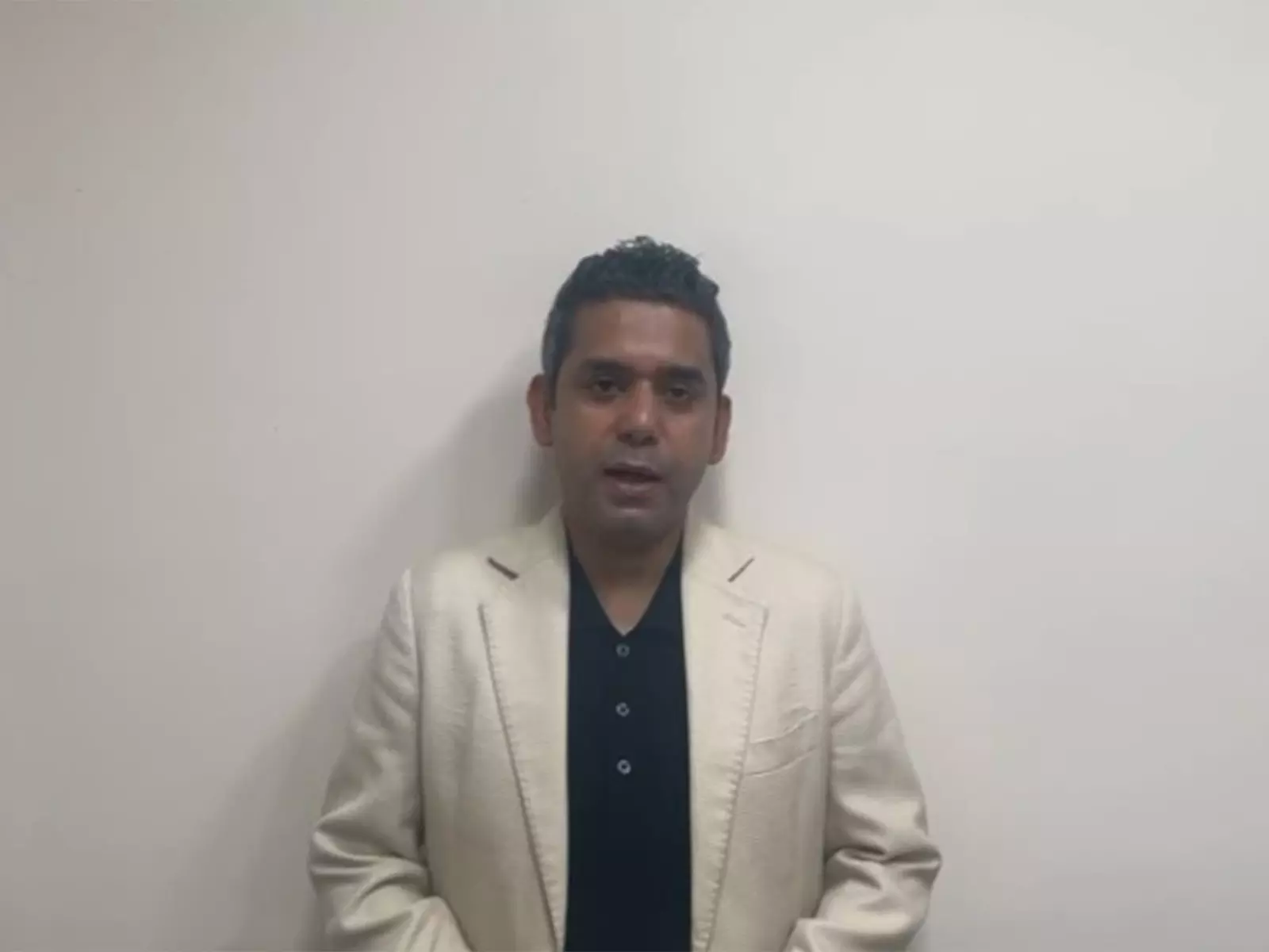 बांग्लादेश में BNP उम्मीदवार मोनोवर सरकार के घर में आग बांग्लादेश में BNP उम्मीदवार मोनोवर सरकार के घर में आग