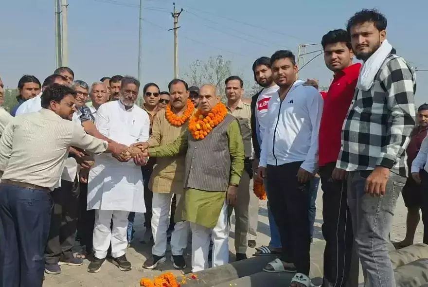 Faridabad: रेनीवेल से बल्लभगढ़ वासियों को शुद्ध पानी, मूलचंद शर्मा संकल्पित Faridabad: रेनीवेल से बल्लभगढ़ वासियों को शुद्ध पानी, मूलचंद शर्मा संकल्पित
