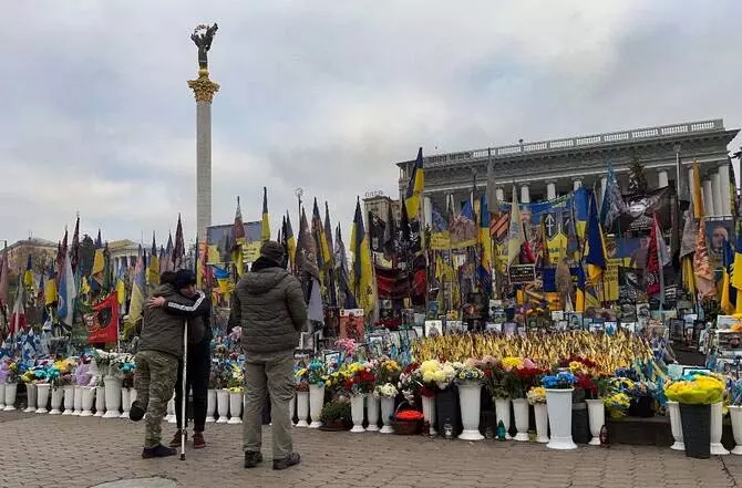 EU युद्ध के बाद Ukraine में मिलिट्री ट्रेनर भेजने पर कर रहा विचार EU युद्ध के बाद Ukraine में मिलिट्री ट्रेनर भेजने पर कर रहा विचार