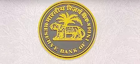 आरबीआई ने 35 टन सोना बेचने की रिपोर्ट्स को किया खारिज, कहा- अफवाहों पर विश्वास न करें आरबीआई ने 35 टन सोना बेचने की रिपोर्ट्स को किया खारिज, कहा- अफवाहों पर विश्वास न करें