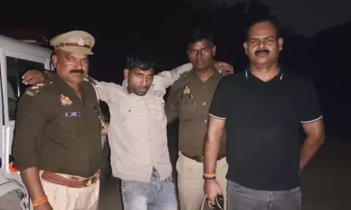 लव जिहाद के आरोपी का हाफ एनकाउंटर, पैर में गोली लगने से पकड़ाया लव जिहाद के आरोपी का हाफ एनकाउंटर, पैर में गोली लगने से पकड़ाया