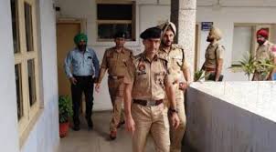 Chandigarh: होटल व्यवसायी को गोलीबारी से पहले 2 करोड़ रुपये की रंगदारी का कॉल आया