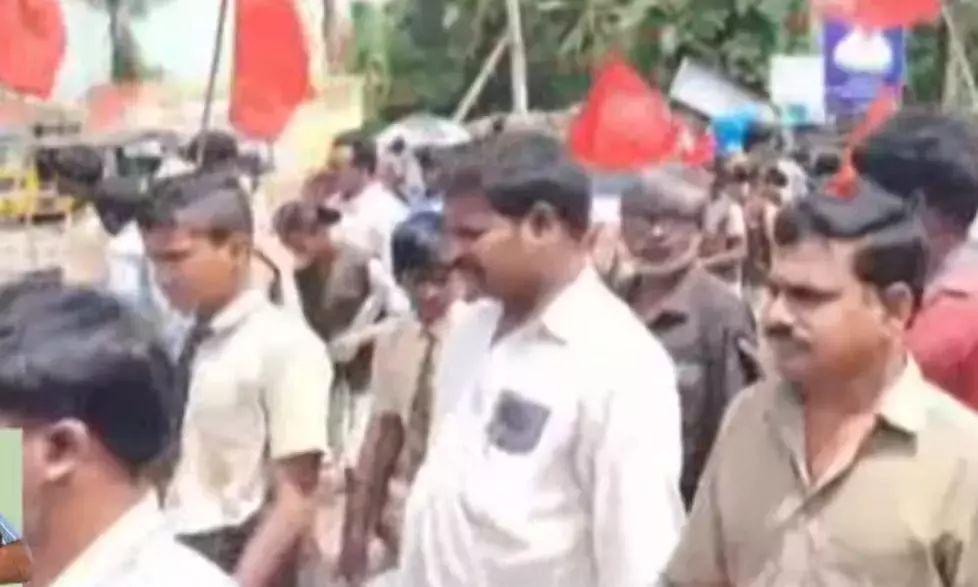 Andhra Pradesh : काकीनाडा जिले से रामचंद्रपुरम को बाहर करने पर विरोध प्रदर्शन शुरू