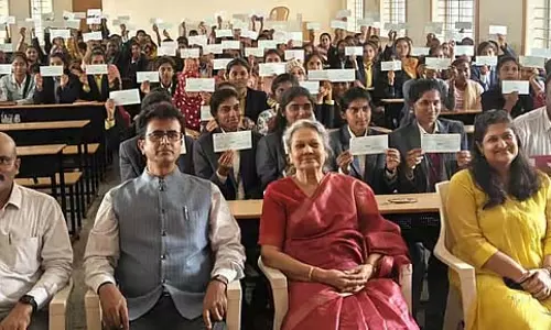 Hoskote : 122 लड़कियों के लिए ₹6.10 लाख की स्कॉलरशिप