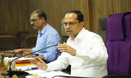 बेल्लारी DC ने अधीनस्थ अधिकारियों को फटकार लगाई