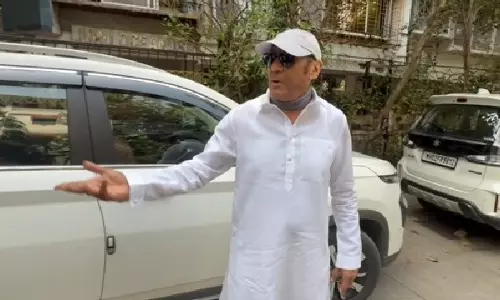 Jackie Shroff ने जायद खान की मां के निधन पर फोटोग्राफरों की आलोचना की