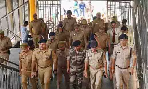 Greater Noida: गलत गिरफ्तारी के आरोप में 7 पुलिसकर्मी निलंबित