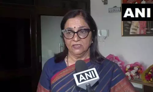 पुणे ज़मीन घोटाले पर कांग्रेस सांसद रजनी पाटिल ने उठाए सवाल पुणे ज़मीन घोटाले पर कांग्रेस सांसद रजनी पाटिल ने उठाए सवाल