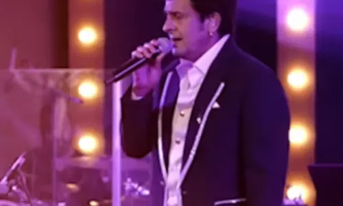 Sonu Nigam 9 नवंबर से 7 शहरों के संगीत दौरे के लिए तैयार