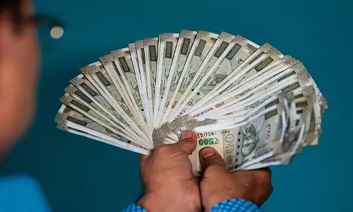 अधिकारी का तबादला, पूर्वी मेदिनीपुर के अंशकालिक शिक्षकों को वेतन नहीं अधिकारी का तबादला, पूर्वी मेदिनीपुर के अंशकालिक शिक्षकों को वेतन नहीं
