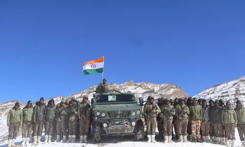 Indian Army के इबेक्स योद्धाओं ने 150 साल पूरे हुए ‘वंदे मातरम’ का उत्सव मनाया Indian Army के इबेक्स योद्धाओं ने 150 साल पूरे हुए ‘वंदे मातरम’ का उत्सव मनाया