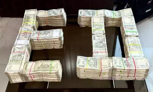 Monad University नकली डिग्री घोटाले में ED ने 15 ठिकानों पर छापेमारी की Monad University नकली डिग्री घोटाले में ED ने 15 ठिकानों पर छापेमारी की