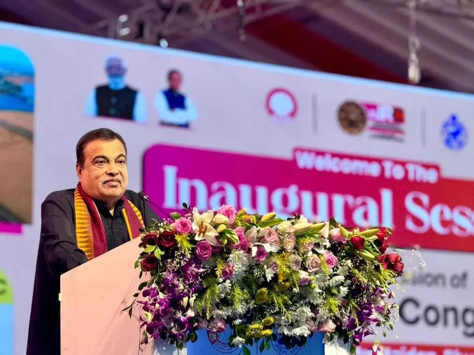 केंद्रीय मंत्री ने ओडिशा के लिए 1,000 करोड़ के अतिरिक्त सड़क विकास पैकेज की घोषणा की केंद्रीय मंत्री ने ओडिशा के लिए 1,000 करोड़ के अतिरिक्त सड़क विकास पैकेज की घोषणा की