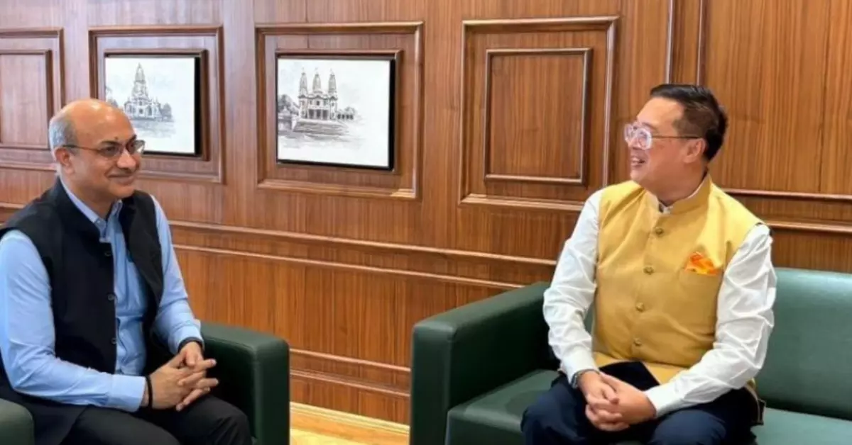 Lucknow: सिंगापुर की कंपनियाँ यूपी में निवेश को लेकर उत्साहित, बोले वोंग Lucknow: सिंगापुर की कंपनियाँ यूपी में निवेश को लेकर उत्साहित, बोले वोंग