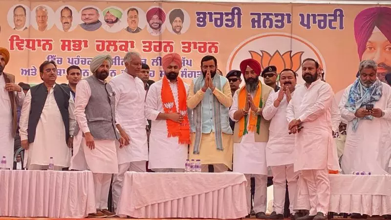 पंजाब की AAP सरकार भ्रष्टाचार में कांग्रेस से लड़ रही है: हरियाणा के सीएम नायब सैनी पंजाब की AAP सरकार भ्रष्टाचार में कांग्रेस से लड़ रही है: हरियाणा के सीएम नायब सैनी