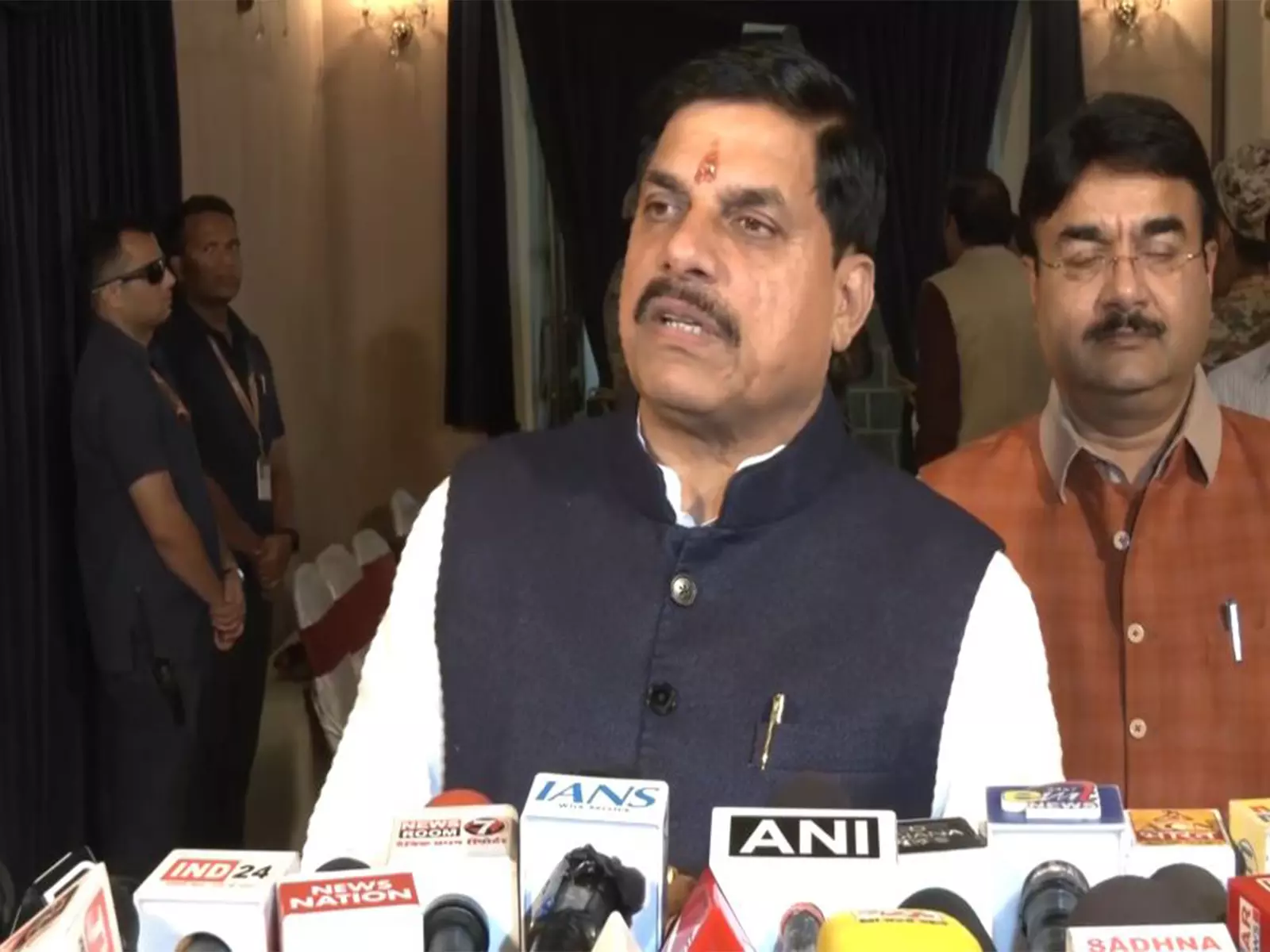 मध्य प्रदेश में 60,000 से अधिक युवाओं की नियुक्ति: सीएम मोहन यादव मध्य प्रदेश में 60,000 से अधिक युवाओं की नियुक्ति: सीएम मोहन यादव