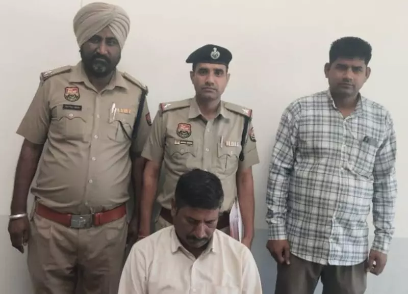 Haryana : छात्रा की मौत के मामले में रोडवेज चालक गिरफ्तार Haryana : छात्रा की मौत के मामले में रोडवेज चालक गिरफ्तार