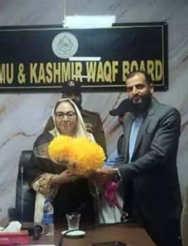 JAMMU: डॉ दरख्शां उम्मीद पोर्टल की समीक्षा करते हैं JAMMU: डॉ दरख्शां उम्मीद पोर्टल की समीक्षा करते हैं