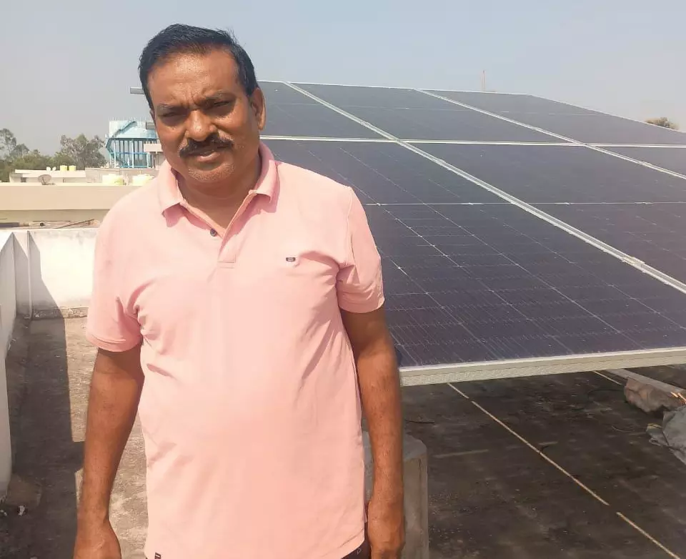 मोदी की गारंटी, विष्णु के सुशासन से मेश्राम का घर सौर ऊर्जा से हुआ रोशन मोदी की गारंटी, विष्णु के सुशासन से मेश्राम का घर सौर ऊर्जा से हुआ रोशन