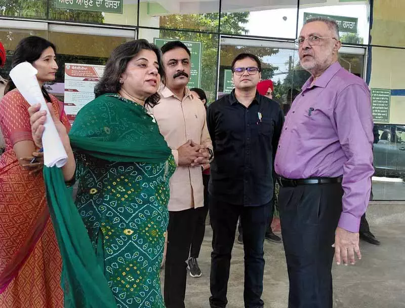 पंजाब में डेंगू की स्थिति नियंत्रण में: Minister पंजाब में डेंगू की स्थिति नियंत्रण में: Minister