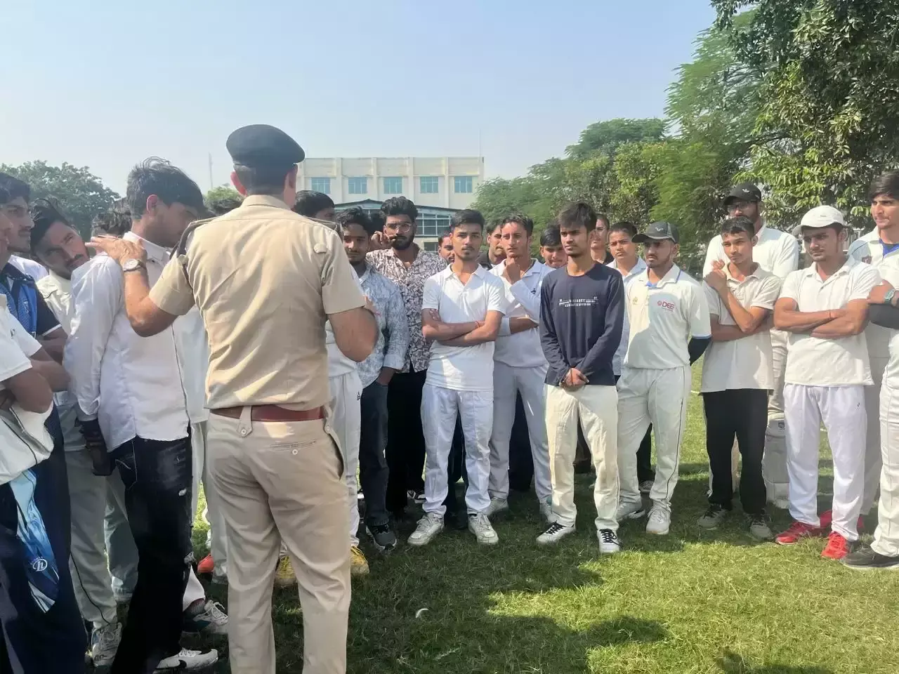 Palwal: युवाओं के लिए पलवल पुलिस का नशा मुक्त अभियान Palwal: युवाओं के लिए पलवल पुलिस का नशा मुक्त अभियान