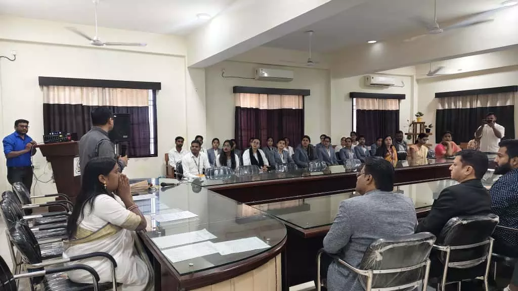 ट्रांसजेंडर समुदाय के विधिक अधिकारों के संरक्षण हेतु जागरूकता सेमिनार आयोजित ट्रांसजेंडर समुदाय के विधिक अधिकारों के संरक्षण हेतु जागरूकता सेमिनार आयोजित