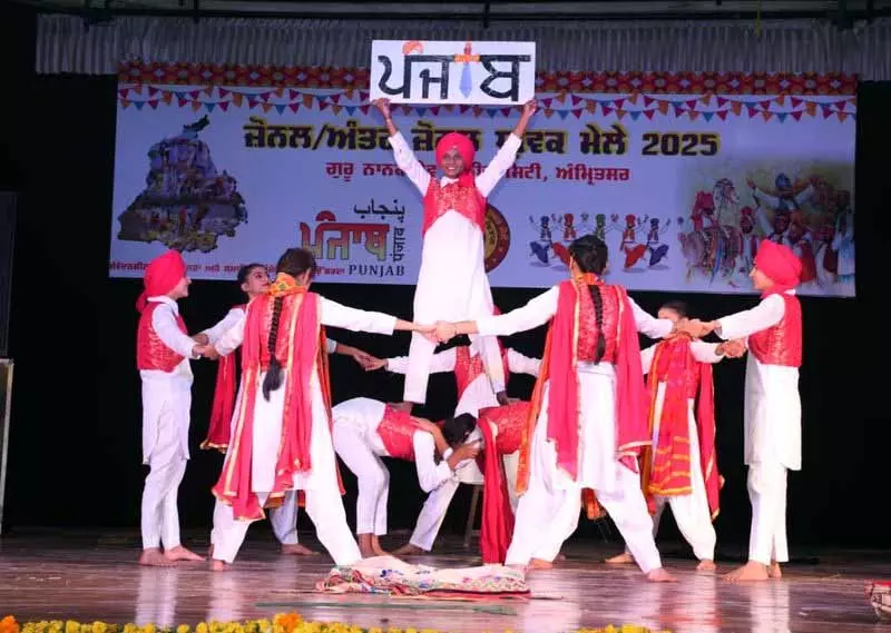 GNDU में अंतर-क्षेत्रीय युवा उत्सव शुरू GNDU में अंतर-क्षेत्रीय युवा उत्सव शुरू