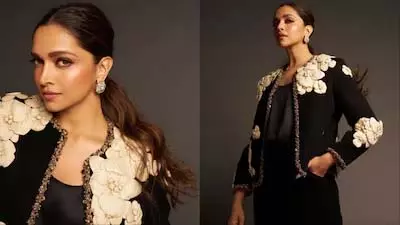 Deepika Padukone ने GLS 2025 में सब्यसाची लुक में दी पावर और स्टाइल की मास्टरक्लास Deepika Padukone ने GLS 2025 में सब्यसाची लुक में दी पावर और स्टाइल की मास्टरक्लास