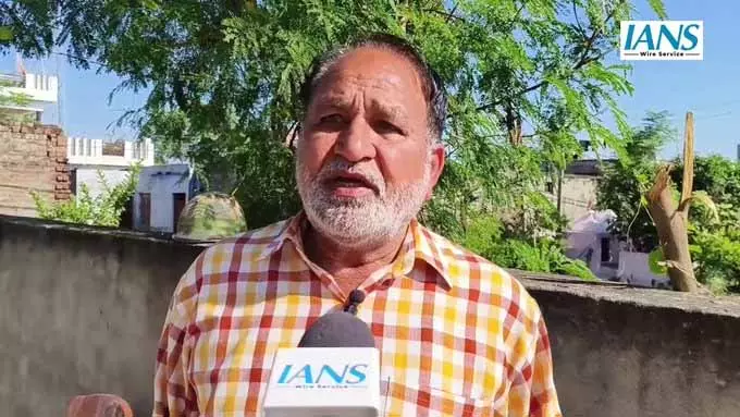 अखनूर में भारतीय सेना का नि:शुल्क मेडिकल कैंप, स्थानीय लोग जताए आभार अखनूर में भारतीय सेना का नि:शुल्क मेडिकल कैंप, स्थानीय लोग जताए आभार
